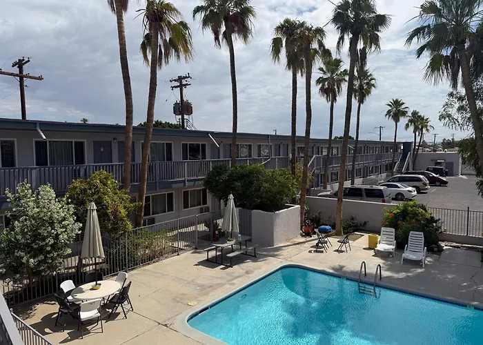 Torch Lite Motel 3*